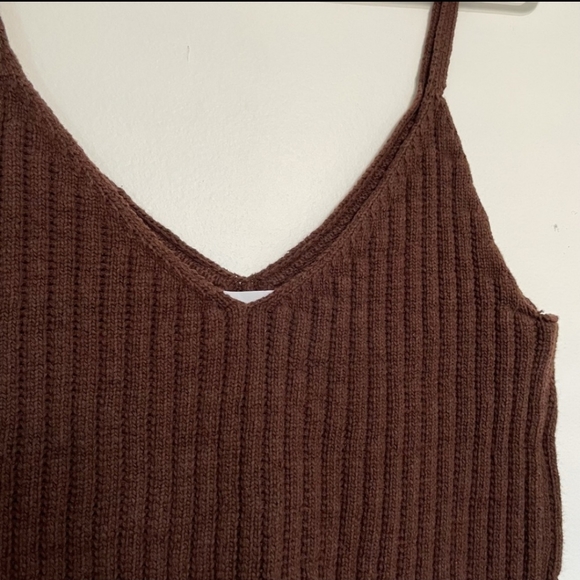 Oak + Fort Brown ribbed crop top tank - Picture 2 of 4